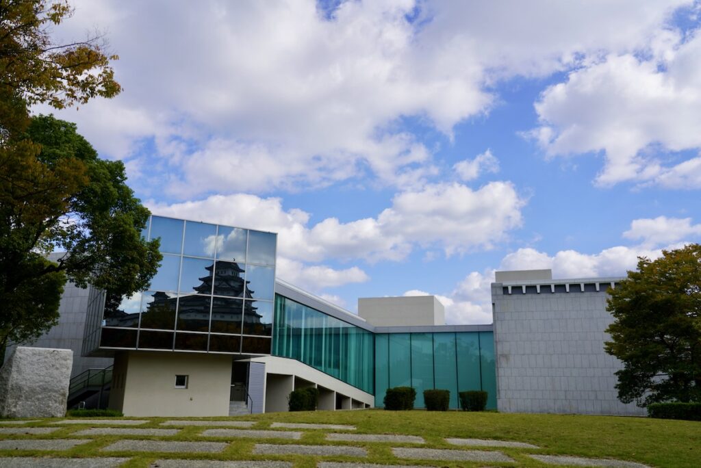 The Hyogo Prefectural Museum 兵庫県立歴史博物館